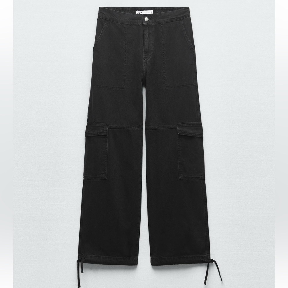 Zara HIGH-WAISTED STRAIGHT CARGO JEANS